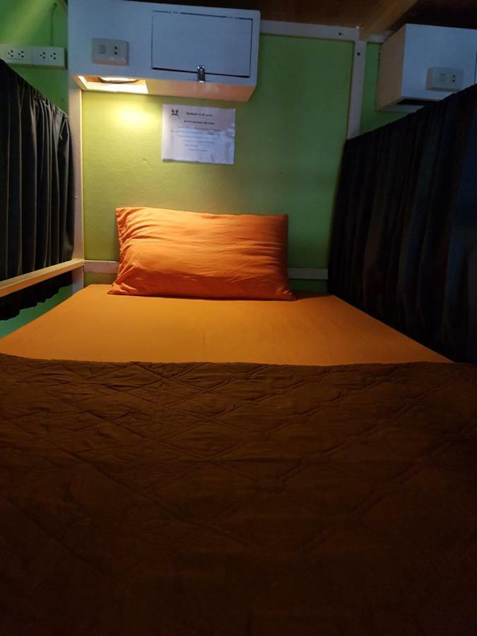 Sleep Tight Hostel At Koh Phangan Haad Rin Exterior foto
